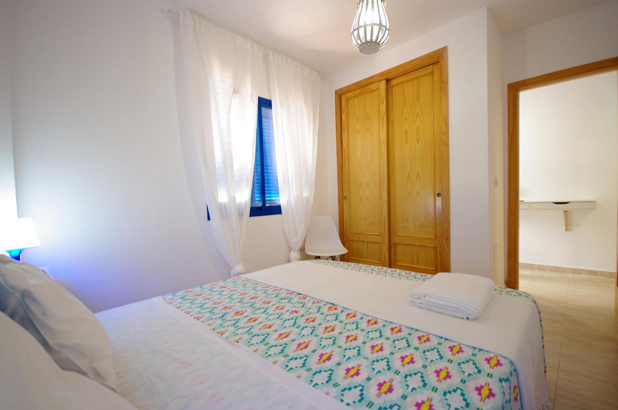 Livingtarifa Lances Blue Apartment Bagian luar foto